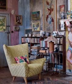 Colorful & layered reading corner #bohemian #home #decor