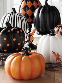 Pumpkin painting ideas for front steps