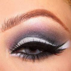 cat eye with top and bottom flick eye makeup