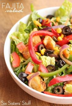 
                    
                        Fajita Salad Recipe from Six Sisters' Stuff makes eating healthy easy!
                    
                