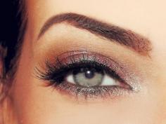 green eyes, eye makeup and pink eyeshadow.