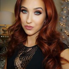 Jaclyn Hill is honestly the best beauty guru. Subscribe to her channel on youtube you will not be sorry. Especially when your looking for a good laugh , girl is hilarious