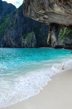 beaches of maya bay, thailand #vacation #travel