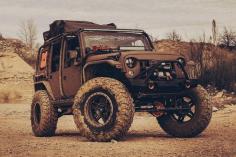 
                    
                        Starwood Motors Jeep Wrangler Nomad
                    
                