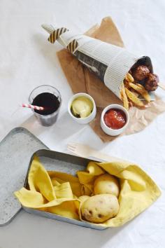 Three-Cheese Chicken Meatballs with Thyme Fries | Eat Me Baby, May 2015 [Original recipe in French]