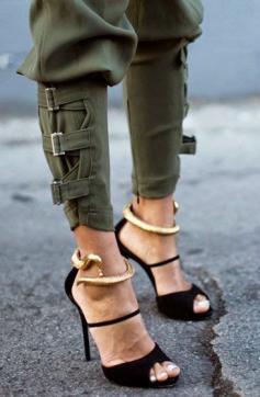 Zanotti Snake heels #fashion #streetstyle #outfit