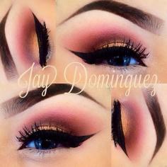 maroon smokey eye with browns & gold