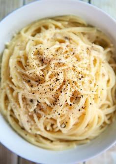 
                    
                        Cacio e Pepe Recipe - literally cheese and pepper. It only has 4 simple ingredients. I would bet that most of you have all the ingredients in your pantry right now! This only takes about 10 minutes from start to finish. It is a great side dish for a weeknight meal. It is so good that I could make a meal out of it!
                    
                
