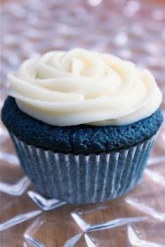 Baked Perfection: Blue Velvet "cupcakes