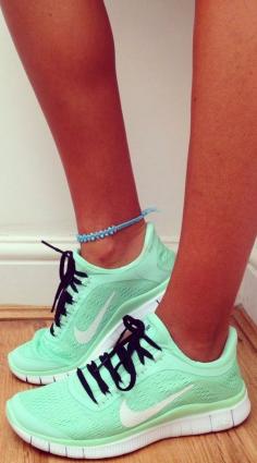 
                    
                        Adorable Nike mint green women shoes
                    
                