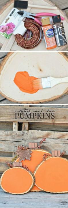 Painted Wood Slice Pumpkins. Would be so fun to do this with chalkboard paint so you can draw faces and change them