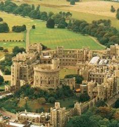 Windsor Castle #budgettravel #travel #england #london #britain #uk www.budgettravel.com