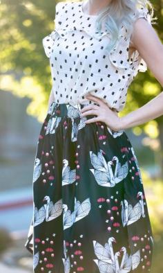 
                    
                        Love this swan pattern skirt and simple patterned top from Choies!
                    
                