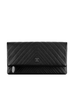 Metallised lambskin folded pouch... - CHANEL