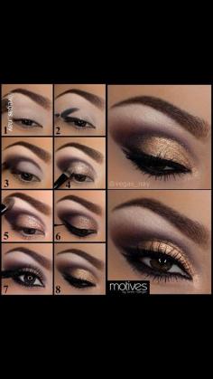 Golden eyeshadow makeup idea