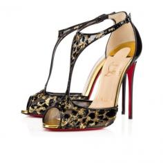 
                    
                        #NYFW #Christian #Louboutin Is The Best Gift
                    
                