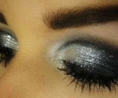 Glitter smokey eye makeup