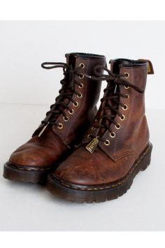 brown vintage boots