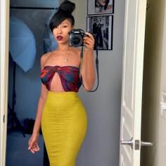 
                    
                        We're Obsessed With This Woman's Gorgeous, Jaw-Droppingly Sexy Designs
                    
                