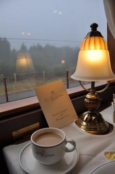 comtesse-du-chocolat:  Travelling in luxury: enjoying a cup of coffee on the train… (via pinterest)
