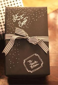 Thirteen Acres: Chalkboard Inspired Christmas Gift Wrap