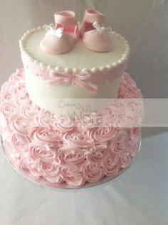 Baby shower cake idea 5   A shabby chic baby-shower (it’s a girl!) | Cakes and More by Nora