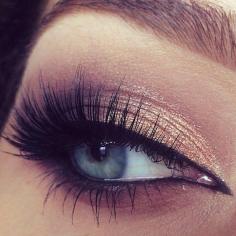 makeup eyes eyelashes