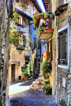 ~~Piève & Brasa Schlucht ~ Lago di Garda Tremosine Lombardy, Italy | John & Pieter~~