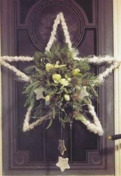 christmas wreaths DIY crafts. Love this star wreath!!!