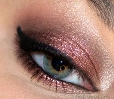 Metallic eye makeup #Eye Makeup| http://eyemakeup761.blogspot.com