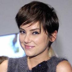 
                    
                        20 Stunning Short and Straight Hairstyles - bestshorthaircuts...
                    
                