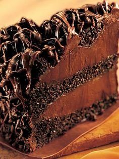 
                        
                            chocolate lovin&#39; spoon cake. Chocolate cake with thick layers of chocolate fudge filling. How have I never seen or made this before???!
                        
                    