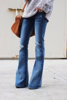 Wide leg jeans + slouchy sweater