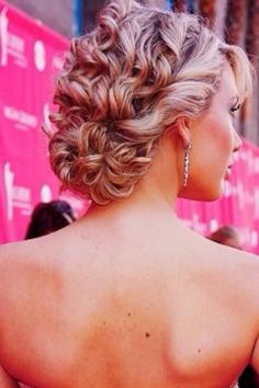 Taylor Swift updo Hairstyle