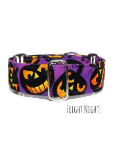 
                    
                        For the hound that wants to look spooky! This purple and black halloween dog collar is made to order, any size, width or type (martingale, buckle,
                    
                