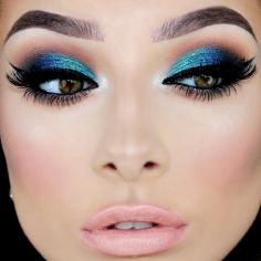 Mermaid eyeshadow