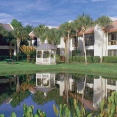 Hotel Features: Situated adjacent to the Orlando World Center Marriott Resort and Convention Center, the two-story Vacation Club has 80 suites that all feature separate seating areas, thick mattresses, crisp cotton sheets, sofa beds, flat-panel TVs, DVD players, washer/dryers and private balconies. You can fry, bake or flambe in your suite's fully equipped kitchen. Afterwards, work up a sweat in the fitness center or take a dip in the heated outdoor pool and hot tub. Guests have access to the three restaurants at the adjacent property, including a poolside grill, a sports bar and a steakhouse. While there, feel free to play the 18-hole golf course or treat yourself to a relaxing massage. Parking is complimentary.