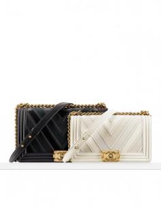 Boy CHANEL flap bag, calfskin, suede calfskin & grained calfskin-black - CHANEL