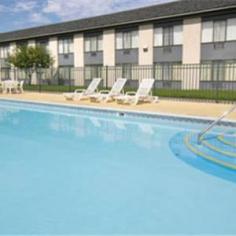 Hotel Features: The two-story, non-smoking Days Inn hosts 60 rooms, each of which includes complimentary Wi-Fi, a work desk, premium cable TV, a microwave, refrigerator and coffeemaker. You'll also find a seasonal outdoor pool on site, plus laundry facilities for guests' use. Pets are welcome. Parking is free.