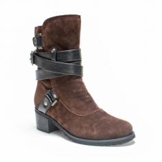 Wrapped with straps, these women's MUK LUKS ankle boots will quickly become a wardrobe fave. In brown. SHOE FEATURES Strappy upper Adjustable buckle SHOE CONSTRUCTION Faux-suede upper Faux-fur lining EVA midsole TPR outsole SHOE DETAILS Round toe Pull-on Padded footbed Promotional offers available online at Kohls.com may vary from those offered in Kohl's stores. Size: 6. Color: Brown. Gender: Female. Age Group: Kids. Pattern: Solid. Material: Fauxfur/Fauxsuede.