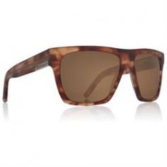 The Dragon Regal Sunglasses combine a large-fit retro shape with the enhanced optical clarity of CR-39 lenses.