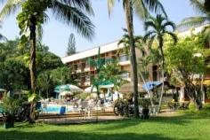 This beach hotel resort surrounded by beautiful gardens is located in the heart of Pattaya, just opposite Pattaya kland beach. It is within walking distance from shopping centers, fast food centers, restaurants and bars. If preferred, entertainment attractions and the vibrant nightlife area are also reachable on foot. This hotel, suitable for couples and families, is the perfect place to enjoy a relaxing holiday.