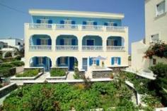 This family run hotel surrounded by beautiful gardens enjoys a very good location approximately 100 m from Kamari Beach. Guests can walk to most places in the area, the boulevard with restaurants and shops and also the bus stop that links with most villages can be reached on foot. Fira can be found at less than 12km. This family hotel provides the ideal venue for a peaceful, comfortable holiday.