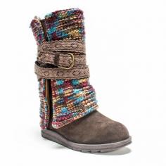 Make a statement with every step you take this wearing these women's MUK LUKS Nikki belt-wrapped boots. SHOE FEATURES Cable-knit shaft detail Buckled woven belt acccent SHOE CONSTRUCTION Faux suede, acrylic upper Fabric lining EVA midsole TPR outsole SHOE DETAILS Round toe Pull-on Padded footbed 10-in. shaft 12.5-in. circumference Promotional offers available online at Kohls.com may vary from those offered in Kohl's stores. Size: 8. Color: Brown. Gender: Female. Age Group: Kids. Pattern: Other. Material: Woven/Knit/Faux Suede.