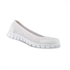 These Skechers EZ Flex 2 Crochet Mesh casual shoes take charm and comfort to the next level designed with stylish crochet details and stitching accents. SHOE FEATURES Memory foam insole provides comfort all day Slip-on design makes for easy on and off Rubber outsole provides reliable traction SHOE CONSTRUCTION Fabric upper and lining Rubber outsole SHOE DETAILS Round toe Slip on Memory foam footbed Promotional offers available online at Kohls.com may vary from those offered in Kohl's stores. Size: 11. Color: White. Gender: Female. Age Group: Kids. Pattern: Solid. Material: Rubber/Foam.