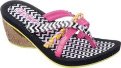 Have fun in the sun with the Lock Key - Beachy Braids! Faux leather upper. Slip-on construction. Woven strap with squiggly line design straps. Soft fabric lining. Lightly padded footbed. Man-made outsole. Cork wedge heel. Imported. Measurements: Heel Height: 2 inWeight: 7 ozProduct measurements were taken using size 2 Little Kid, width M. Please note that measurements may vary by size.
