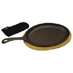 Of course the most important aspect of any dish is the way it tastes, but the right presentation can transform a meal into a real sensory experience. With this Bayou Classic Cast Iron Fajita Pan and Wooden Tray Set you can cook up delicious fajitas and serve your guests a sizzling platter just like they'd receive in a restaurant. Everyone will appreciate the atmospheric touch and the way the pan keeps their food warm while they're dining. Just don't get so carried away by the rave reviews you and your new fajita pan receive that you expect your visitors to leave a tip. Features: Cast Iron Fajita Pan and Wooden Tray Set Includes wooden tray and handle mitt Weight: 19.20 lbs.