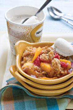 Healthy Dessert: Peach-Rhubarb Crisp