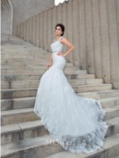 Trumpet/Mermaid Sleeveless V-neck Applique Chapel Train Lace Wedding Dresses