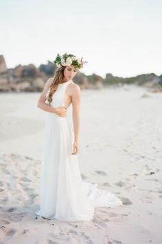 Wedding Gowns For Beach Ceremony
